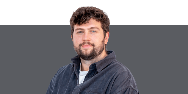 Staff Photos - Kerr Docherty (extended background grey)